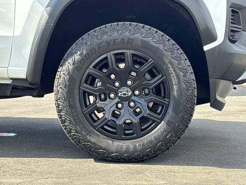 Used 2024 Chevrolet Colorado Trail Boss w/ Advanced Trailering Package AWD/4WD image 31