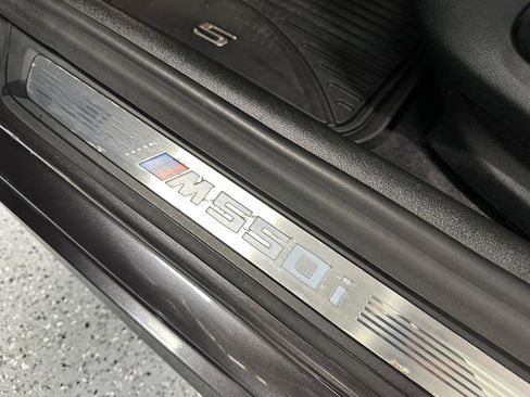 Used 2018 BMW M550i xDrive image 18