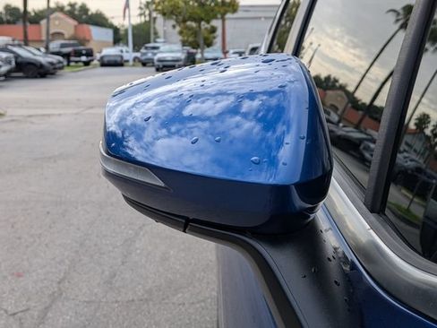 Certified 2025 Kia Sportage EX FWD image 12
