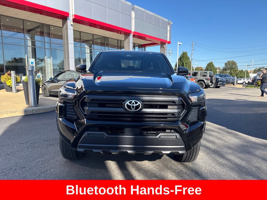 Certified 2024 Toyota Tacoma SR AWD/4WD image 11