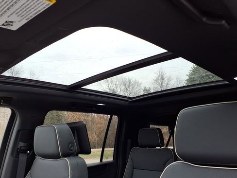 New 2026 GMC Yukon XL Elevation image 11