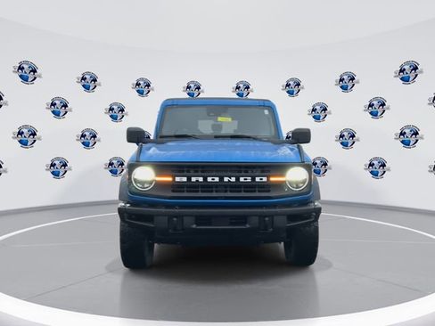 Used 2021 Ford Bronco Black Diamond image 3