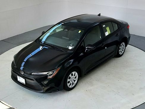Certified 2023 Toyota Corolla LE w/ Carpet Mat Package (TMS) FWD image 15