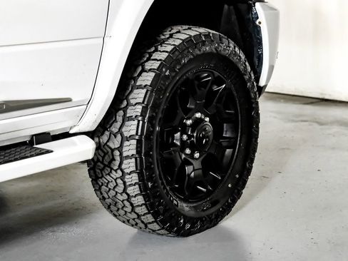 Used 2018 RAM 2500 Limited image 61