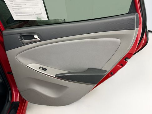 Used 2015 Hyundai Accent GS image 29