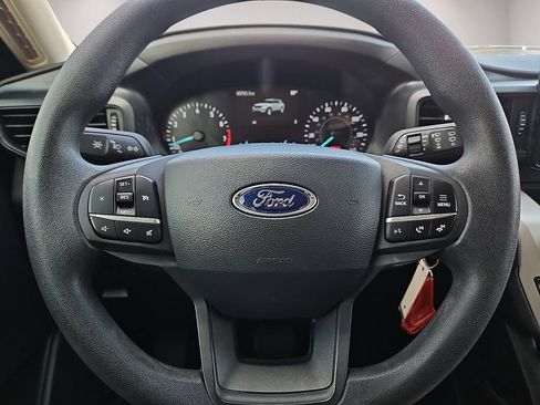 Used 2022 Ford Explorer 2WD image 30