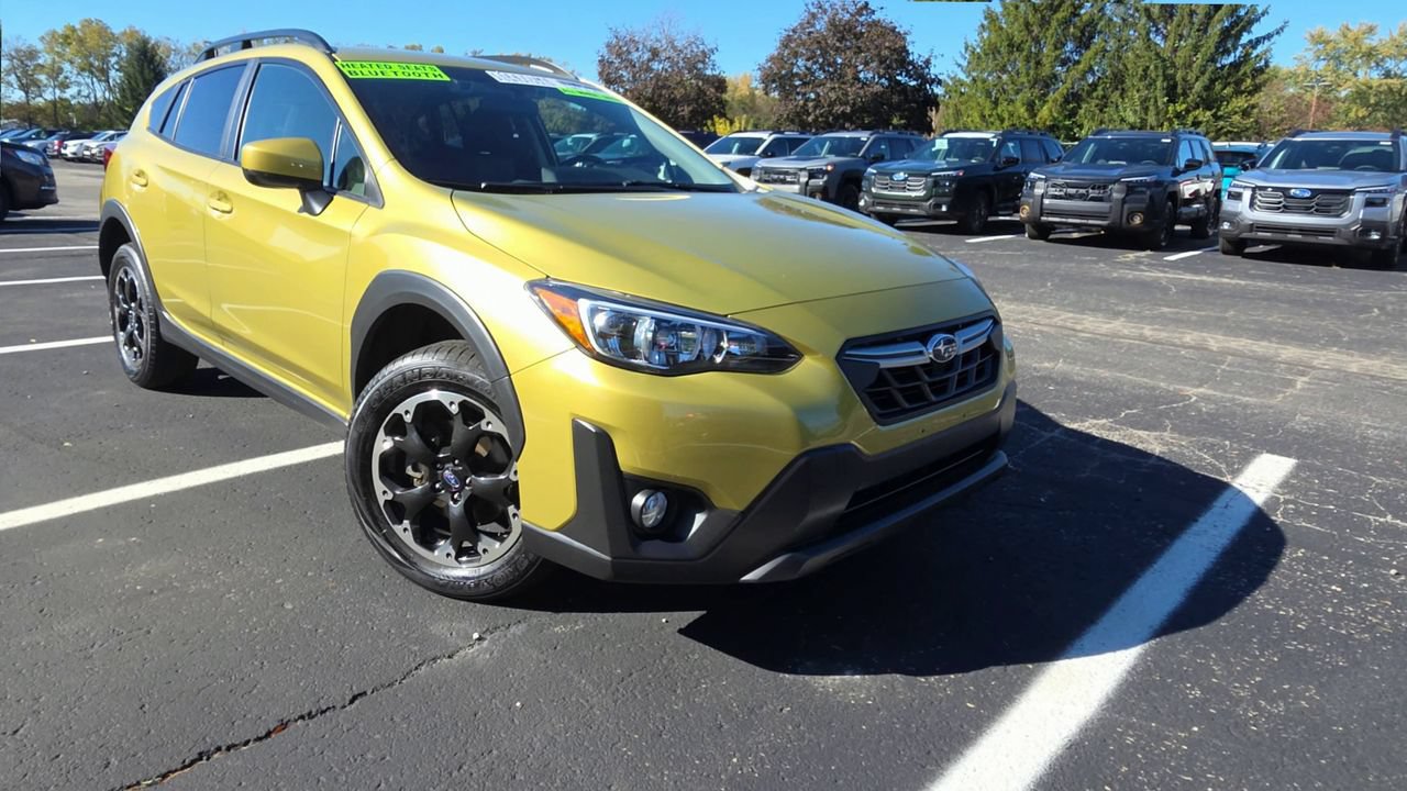 Used 2021 Subaru Crosstrek 2.0i Premium AWD/4WD image 2