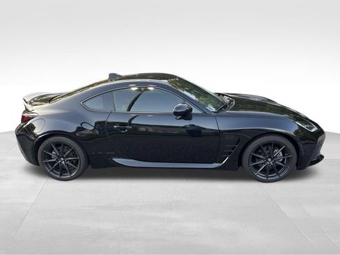 Used 2023 Toyota GR86 Premium RWD image 4