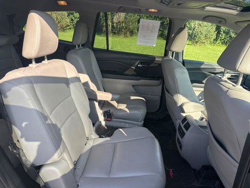 Used 2018 Honda Pilot Elite image 22