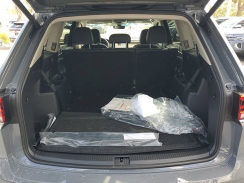 New 2026 Volkswagen Atlas SE image 7