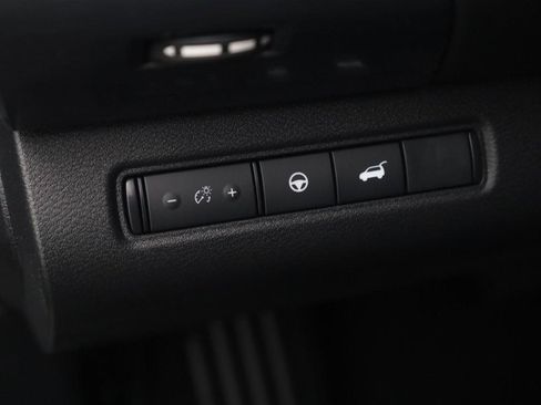 New 2026 Nissan Pathfinder SL w/ Cargo Package image 12