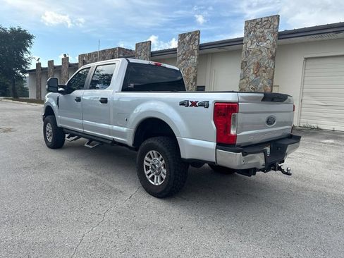 Used 2019 Ford F250 XL w/ STX Appearance Package AWD/4WD image 3