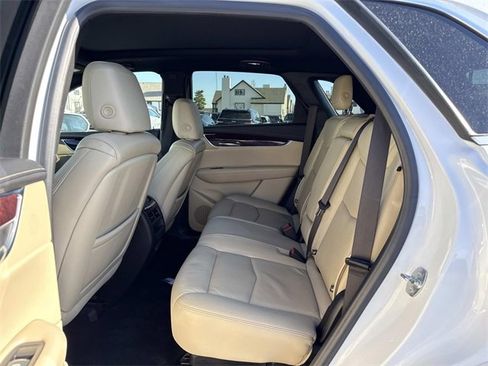 Used 2019 Cadillac XT5 Premium Luxury image 14