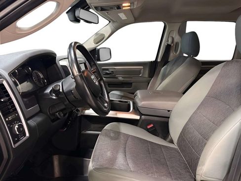 Used 2019 RAM 1500 Classic SLT w/ SLT Plus D←cor Group AWD/4WD image 20