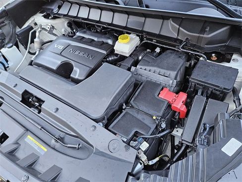 Used 2022 Nissan Pathfinder SV w/ SV Premium Package image 19