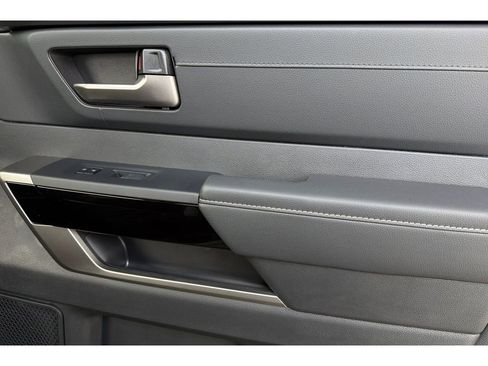 New 2026 Toyota Tundra Limited AWD/4WD image 19
