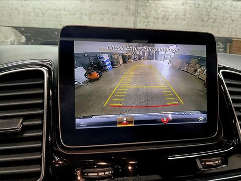 Used 2018 Mercedes-Benz GLE 350 image 24