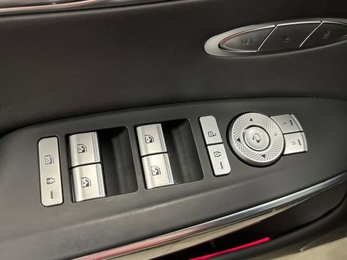 Used 2024 Genesis GV70 3.5T Sport w/ Sport Prestige Package image 31