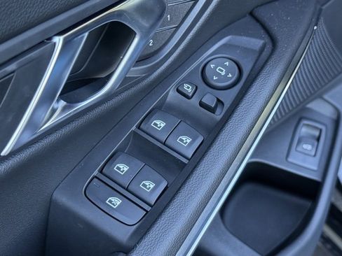 New 2026 BMW 330i Sedan w/ M Sport Package image 16