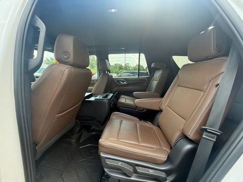 Used 2024 Chevrolet Tahoe High Country w/ Advanced Technology Package AWD/4WD image 26