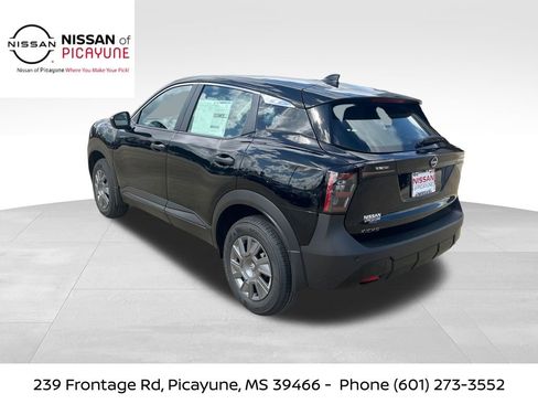 New 2026 Nissan Kicks S w/ Charging Package FWD image 3