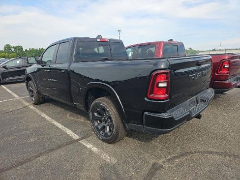 Used 2025 RAM 1500 Big Horn AWD/4WD image 5