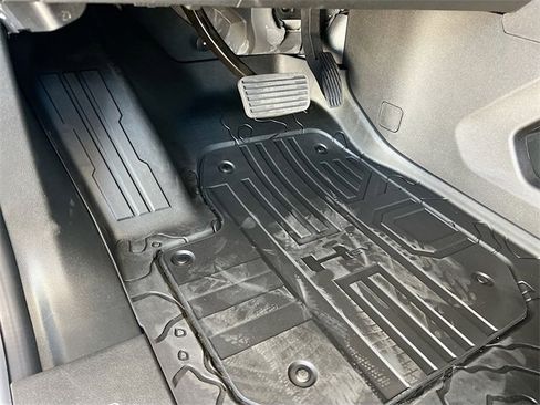 New 2026 GMC Hummer EV 4x4 Crew Cab image 14