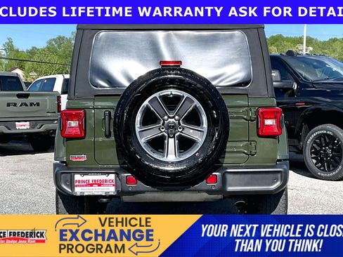 Used 2021 Jeep Wrangler Unlimited Sahara w/ Safety Group AWD/4WD image 4