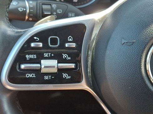 Used 2022 Mercedes-Benz GLC 300 4MATIC image 20