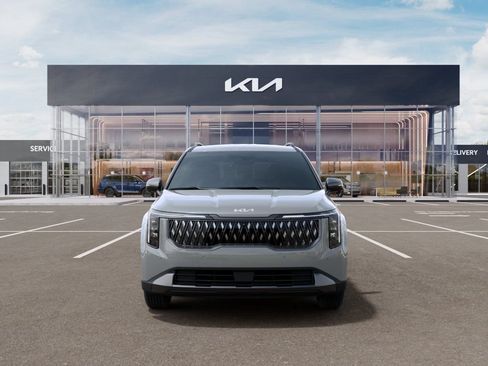 New 2027 Kia Carnival EX FWD image 2