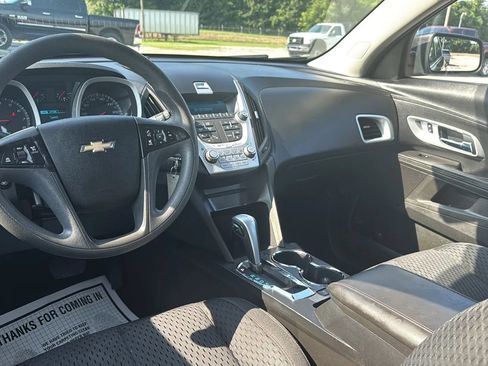Used 2015 Chevrolet Equinox LS FWD image 12