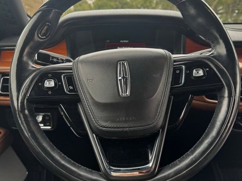 Used 2020 Lincoln Aviator Reserve w/ Equipment Group 202A image 27