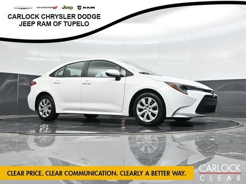 Used 2024 Toyota Corolla LE FWD image 53