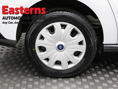 Used 2022 Ford Transit Connect XLT FWD image 8