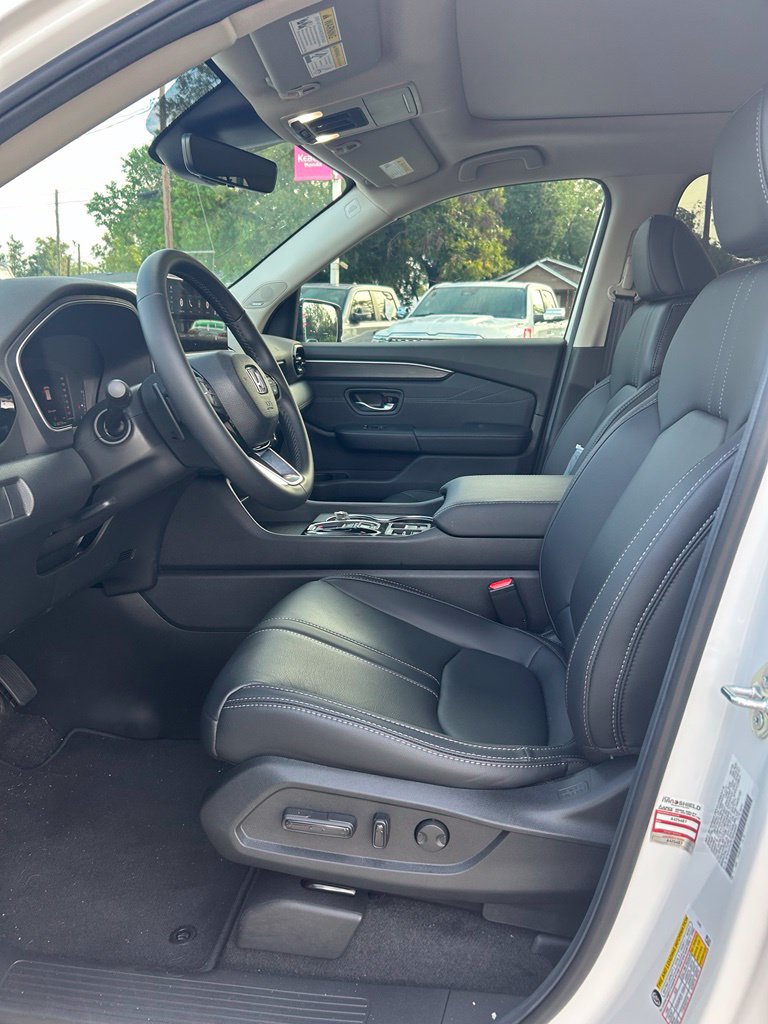 Used 2026 Honda Pilot Touring image 16