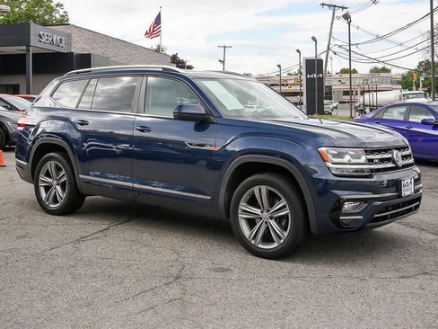 Used 2019 Volkswagen Atlas SEL R-Line AWD/4WD image 2