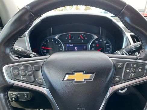 Used 2020 Chevrolet Equinox LT w/ Driver Convenience Package FWD image 14