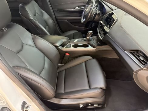 Used 2022 Cadillac CT4 Sport AWD/4WD image 27