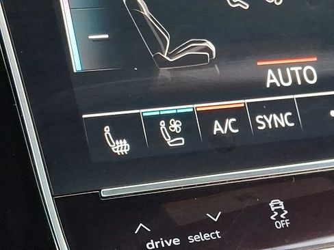Certified 2025 Audi SQ8 Premium Plus AWD/4WD image 26