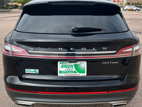 Used 2019 Lincoln Nautilus Reserve image 15