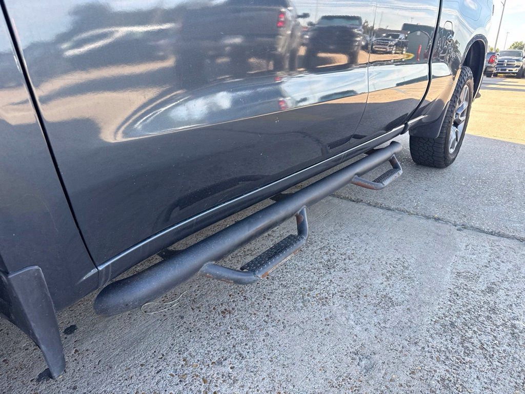 Used 2019 Chevrolet Silverado 1500 RST w/ All-Star Edition AWD/4WD image 9