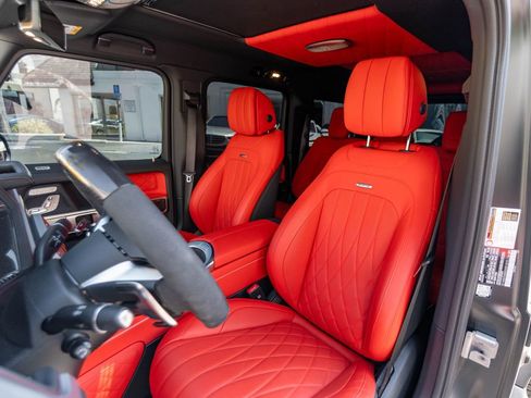 Used 2025 Mercedes-Benz G 63 AMG 4MATIC image 24