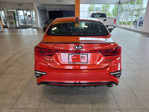 Used 2021 Kia Forte GT-Line w/ GT-Line Premium Package FWD image 9