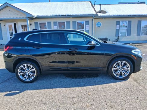 Used 2022 BMW X2 sDrive28i w/ Convenience Package image 4