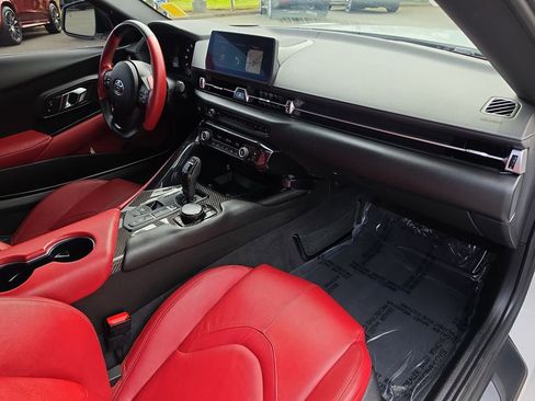 Used 2020 Toyota Supra RWD image 30