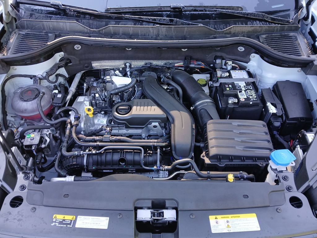 New 2026 Volkswagen Taos SE AWD/4WD image 21