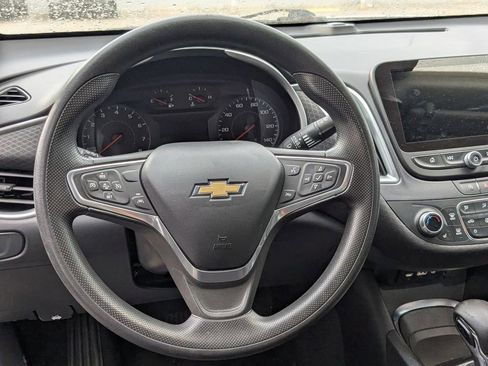 Used 2023 Chevrolet Malibu LT FWD image 9