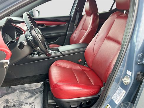 Used 2022 MAZDA MAZDA3 s image 22
