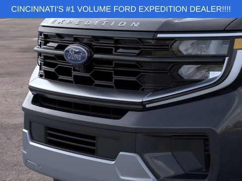 New 2026 Ford Expedition Max Platinum w/ Platinum Ultimate Package AWD/4WD image 17