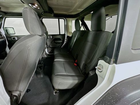 Certified 2022 Jeep Wrangler Unlimited Sport image 35